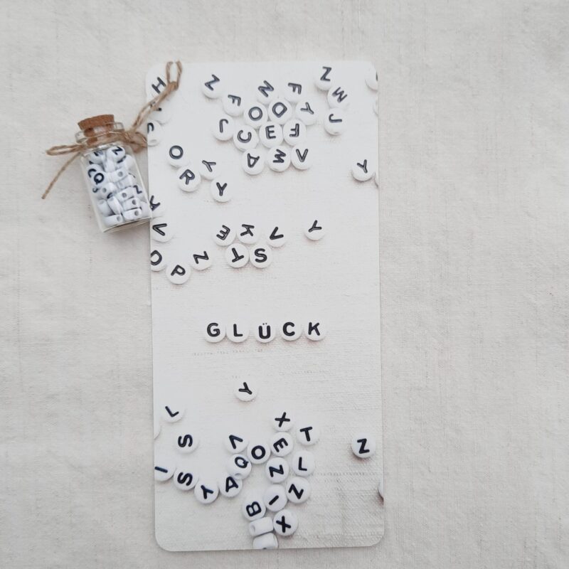 Glück Buchstabensalat